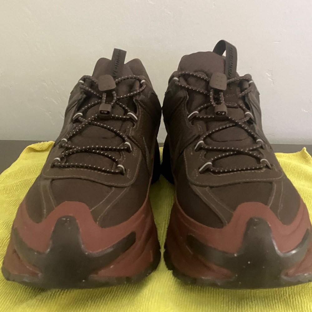 Nike Zoom Vomero Roam Size 14